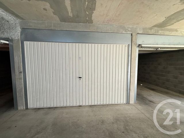 parking à louer - 15.0 m2 - MONTPELLIER - 34 - LANGUEDOC-ROUSSILLON - Century 21 Granié Immobilier