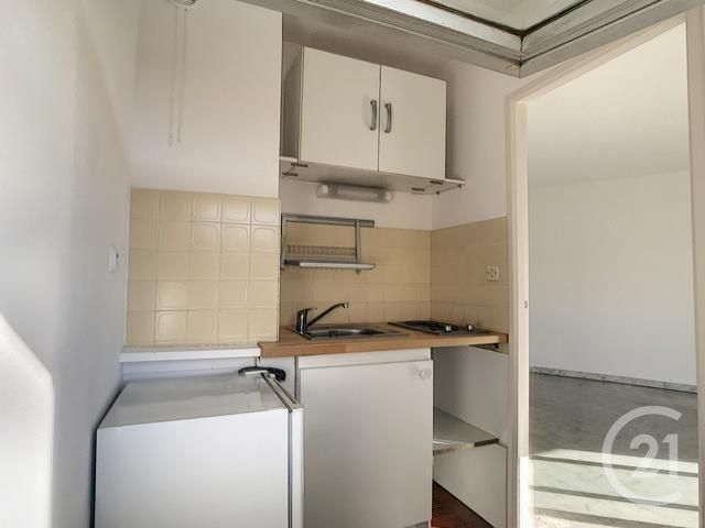 Appartement F1 à louer - 1 pièce - 27.0 m2 - MONTPELLIER - 34 - LANGUEDOC-ROUSSILLON - Century 21 Granié Immobilier
