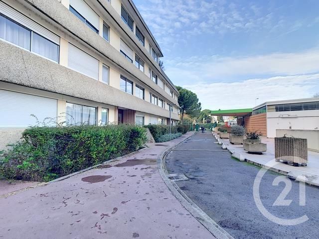 Appartement F1 à louer - 1 pièce - 27.0 m2 - MONTPELLIER - 34 - LANGUEDOC-ROUSSILLON - Century 21 Granié Immobilier