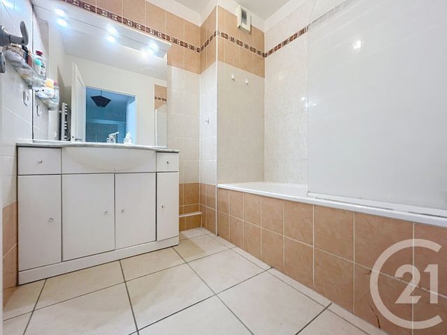 Appartement F3 à louer - 3 pièces - 66.28 m2 - MONTPELLIER - 34 - LANGUEDOC-ROUSSILLON - Century 21 Granié Immobilier