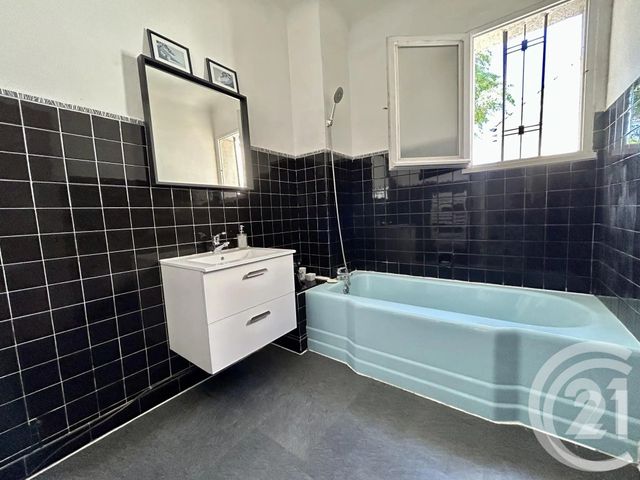 maison à louer - 4 pièces - 86.94 m2 - LUNEL - 34 - LANGUEDOC-ROUSSILLON - Century 21 Granié Immobilier