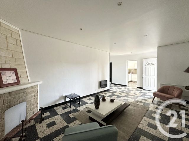 maison à louer - 4 pièces - 86.94 m2 - LUNEL - 34 - LANGUEDOC-ROUSSILLON - Century 21 Granié Immobilier