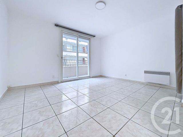 Appartement Studio à louer - 1 pièce - 23.49 m2 - MONTPELLIER - 34 - LANGUEDOC-ROUSSILLON - Century 21 Granié Immobilier