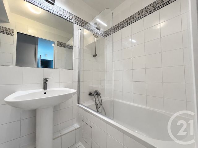 Appartement F1 à louer - 1 pièce - 24.0 m2 - MONTPELLIER - 34 - LANGUEDOC-ROUSSILLON - Century 21 Granié Immobilier