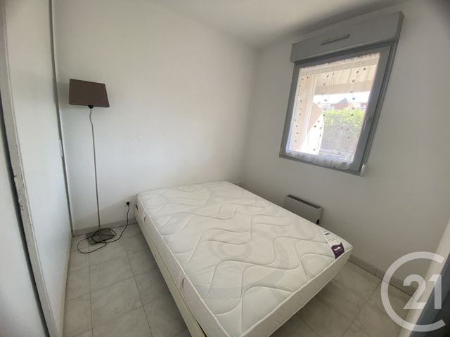 Appartement F1 à louer - 1 pièce - 29.0 m2 - ST JEAN DE VEDAS - 34 - LANGUEDOC-ROUSSILLON - Century 21 Granié Immobilier