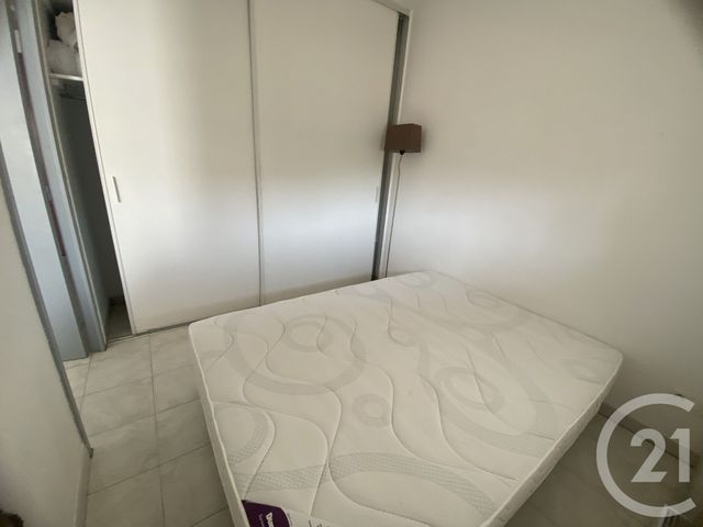 Appartement F1 à louer - 1 pièce - 29.0 m2 - ST JEAN DE VEDAS - 34 - LANGUEDOC-ROUSSILLON - Century 21 Granié Immobilier