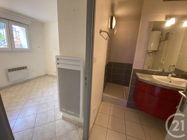 Appartement F2 à louer - 2 pièces - 30.0 m2 - MAUGUIO CARNON - 34 - LANGUEDOC-ROUSSILLON - Century 21 Granié Immobilier