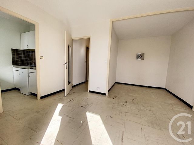 Appartement F1 à louer - 1 pièce - 25.0 m2 - MONTPELLIER - 34 - LANGUEDOC-ROUSSILLON - Century 21 Granié Immobilier
