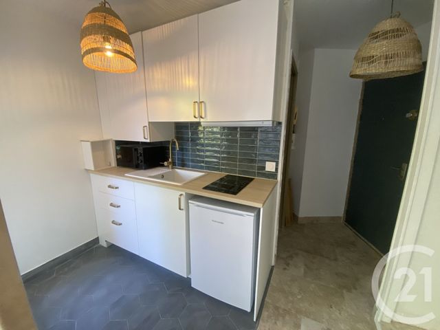 Appartement F1 à louer - 1 pièce - 27.0 m2 - MONTPELLIER - 34 - LANGUEDOC-ROUSSILLON - Century 21 Granié Immobilier