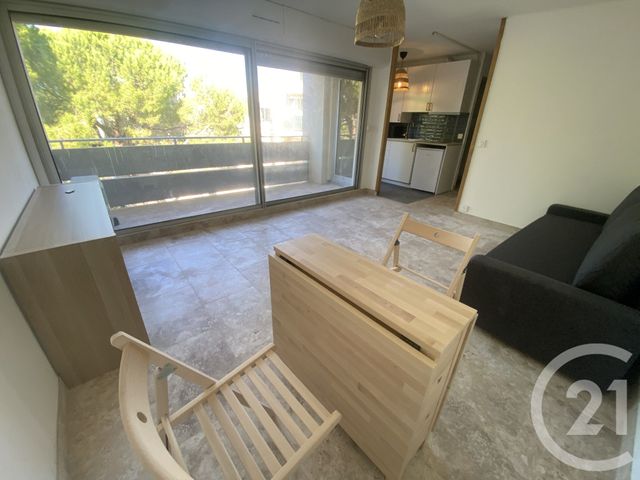 Appartement F1 à louer - 1 pièce - 27.0 m2 - MONTPELLIER - 34 - LANGUEDOC-ROUSSILLON - Century 21 Granié Immobilier