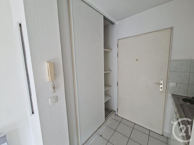 Appartement à louer - 1 pièce - 21.3 m2 - MONTPELLIER - 34 - LANGUEDOC-ROUSSILLON - Century 21 Granié Immobilier