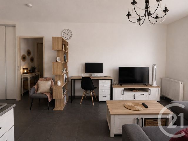 Appartement F2 à louer - 2 pièces - 49.0 m2 - MONTPELLIER - 34 - LANGUEDOC-ROUSSILLON - Century 21 Granié Immobilier