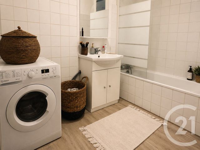 Appartement F3 à louer - 3 pièces - 67.59 m2 - MONTPELLIER - 34 - LANGUEDOC-ROUSSILLON - Century 21 Granié Immobilier