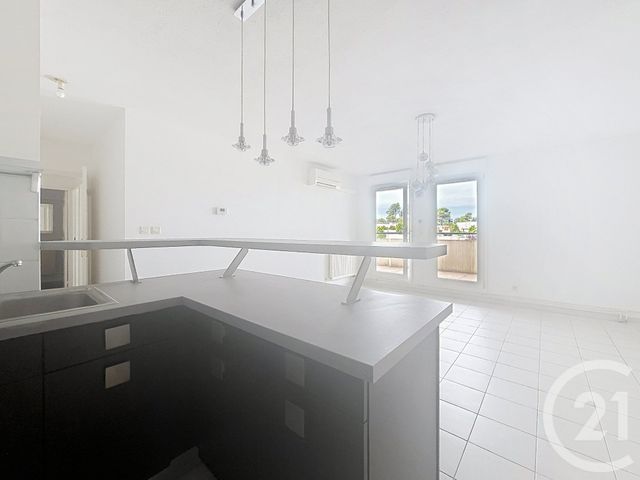 Appartement T3 à louer - 3 pièces - 63.0 m2 - MONTPELLIER - 34 - LANGUEDOC-ROUSSILLON - Century 21 Granié Immobilier