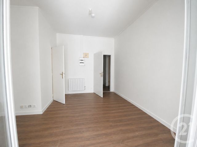 Appartement F1 à louer - 2 pièces - 40.0 m2 - MONTPELLIER - 34 - LANGUEDOC-ROUSSILLON - Century 21 Granié Immobilier
