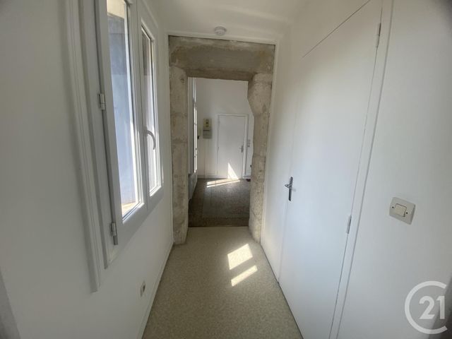 Appartement F1 à louer - 1 pièce - 28.0 m2 - MONTPELLIER - 34 - LANGUEDOC-ROUSSILLON - Century 21 Granié Immobilier