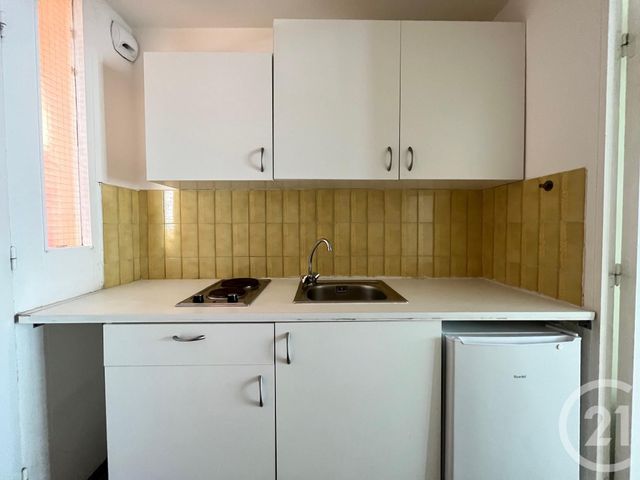 Appartement Studio à louer - 1 pièce - 18.0 m2 - MONTPELLIER - 34 - LANGUEDOC-ROUSSILLON - Century 21 Granié Immobilier