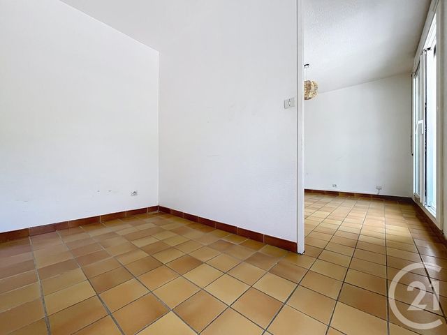 Appartement F1 à louer - 1 pièce - 25.0 m2 - MONTPELLIER - 34 - LANGUEDOC-ROUSSILLON - Century 21 Granié Immobilier