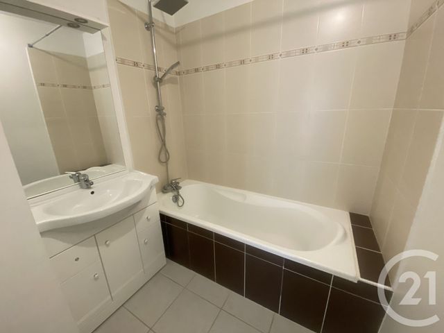Appartement F2 à louer - 2 pièces - 49.0 m2 - JUVIGNAC - 34 - LANGUEDOC-ROUSSILLON - Century 21 Granié Immobilier