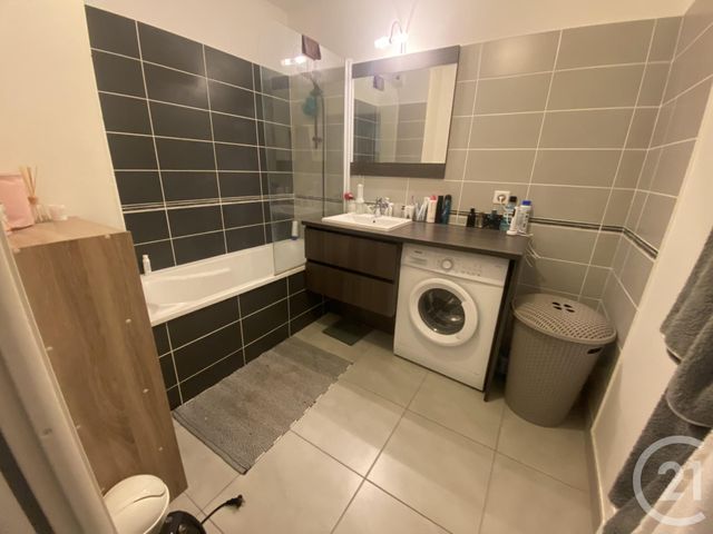 Appartement F2 à louer - 2 pièces - 53.0 m2 - GRABELS - 34 - LANGUEDOC-ROUSSILLON - Century 21 Granié Immobilier