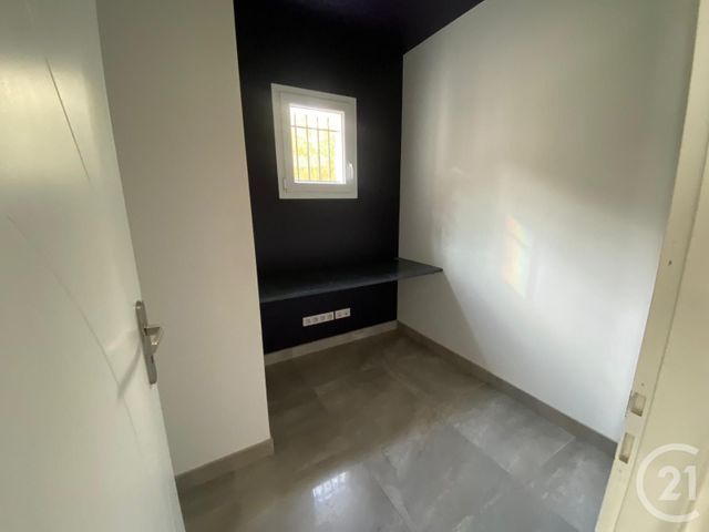 maison à louer - 6 pièces - 116.25 m2 - PRADES LE LEZ - 34 - LANGUEDOC-ROUSSILLON - Century 21 Granié Immobilier
