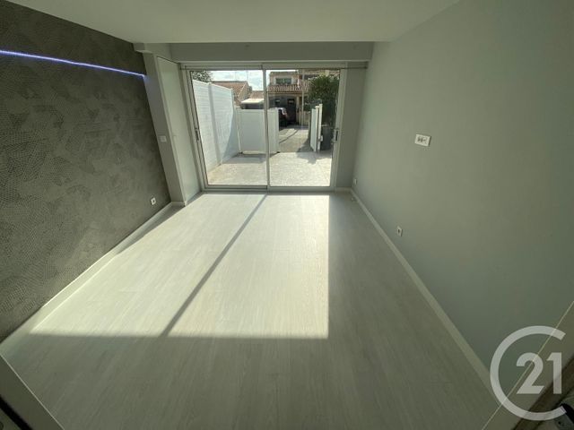 maison à louer - 6 pièces - 116.25 m2 - PRADES LE LEZ - 34 - LANGUEDOC-ROUSSILLON - Century 21 Granié Immobilier