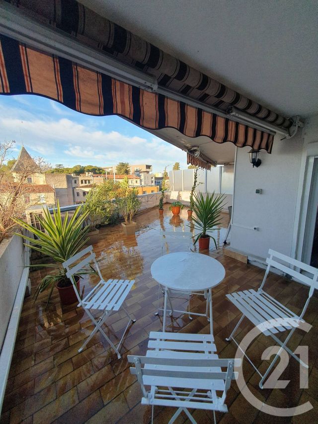 Appartement F2 à louer - 2 pièces - 46.0 m2 - MONTPELLIER - 34 - LANGUEDOC-ROUSSILLON - Century 21 Granié Immobilier