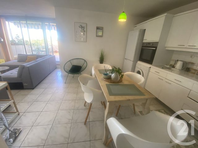 Appartement F2 à louer - 2 pièces - 46.0 m2 - MONTPELLIER - 34 - LANGUEDOC-ROUSSILLON - Century 21 Granié Immobilier