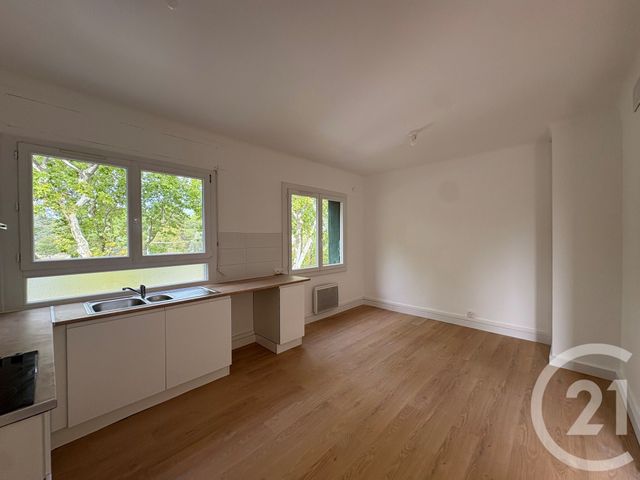 Appartement F4 à louer - 4 pièces - 103.0 m2 - MONTPELLIER - 34 - LANGUEDOC-ROUSSILLON - Century 21 Granié Immobilier