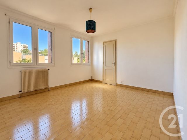 Appartement F3 à louer - 3 pièces - 81.0 m2 - MONTPELLIER - 34 - LANGUEDOC-ROUSSILLON - Century 21 Granié Immobilier