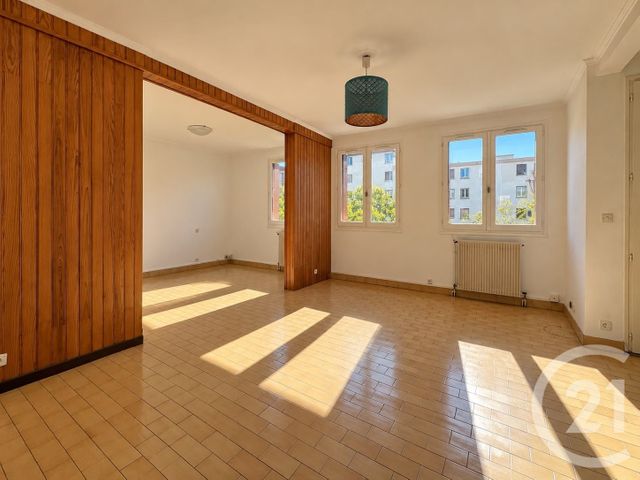 Appartement F3 à louer - 3 pièces - 81.0 m2 - MONTPELLIER - 34 - LANGUEDOC-ROUSSILLON - Century 21 Granié Immobilier