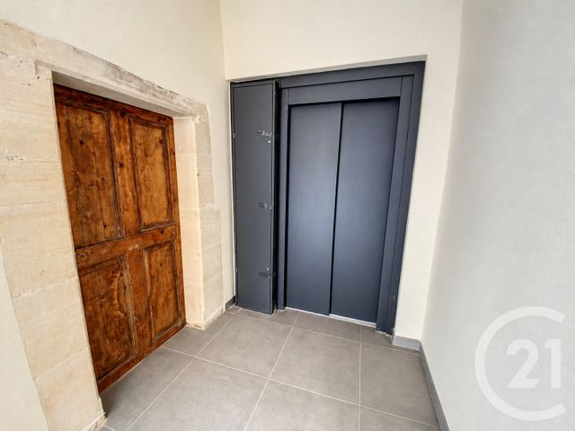 Appartement F3 à louer - 3 pièces - 84.67 m2 - ST GELY DU FESC - 34 - LANGUEDOC-ROUSSILLON - Century 21 Granié Immobilier