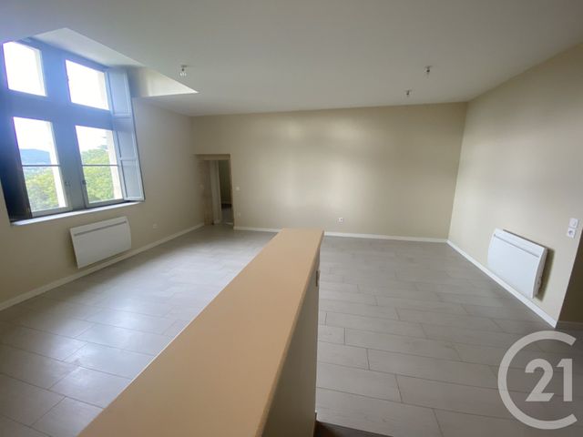 Appartement F3 à louer - 3 pièces - 84.67 m2 - ST GELY DU FESC - 34 - LANGUEDOC-ROUSSILLON - Century 21 Granié Immobilier